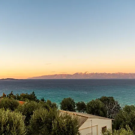 Ocean Breeze Terracce Appartement Avliótes