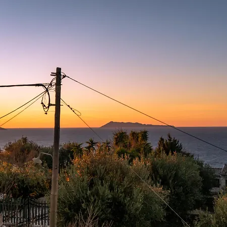 Ocean Breeze Terracce *