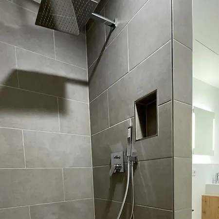 Ocean Breeze Terracce Apartman